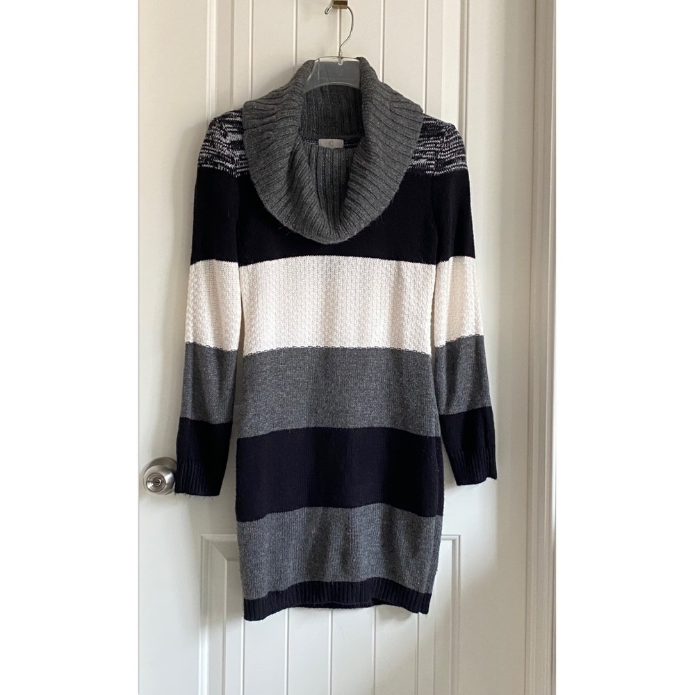 Charming Charlie Sweater Dress Black and White Size S